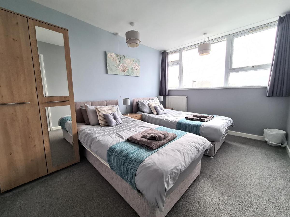 3 Bedroom Apartment Coventry - Hosted By Coventry Accommodation Zewnętrze zdjęcie