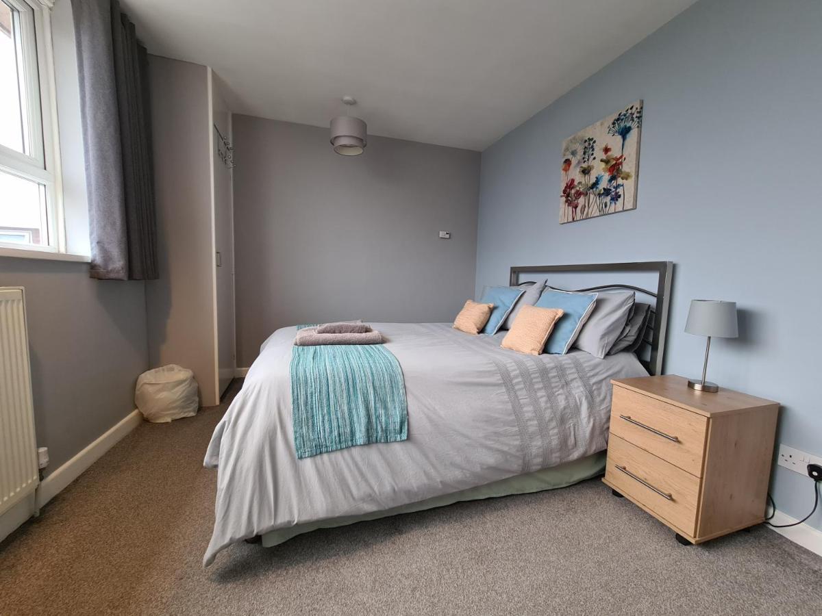 3 Bedroom Apartment Coventry - Hosted By Coventry Accommodation Zewnętrze zdjęcie
